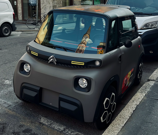 Tiny cars, big question:  Is there a place for microcars in Australia?